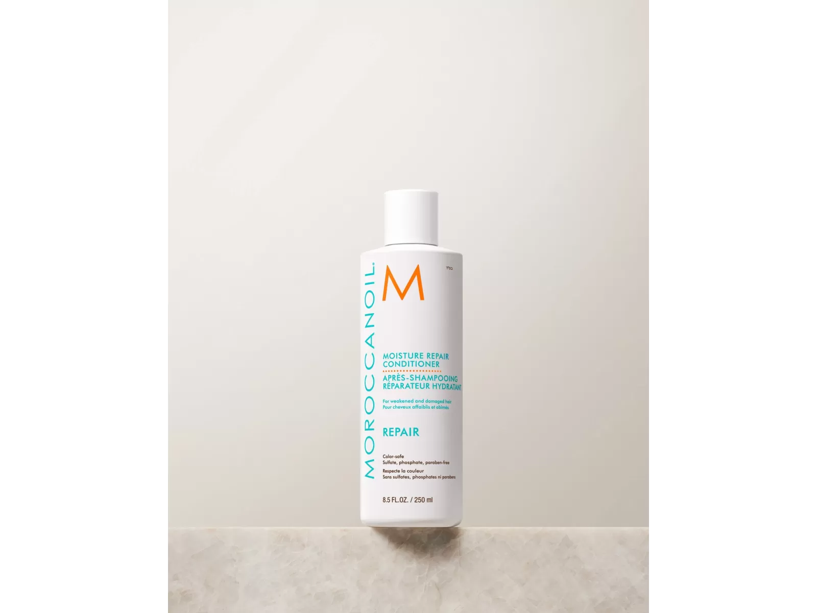 MOROCCANOIL Giliai drėkinantis kondicionierius 250ml | Moisture Repair Conditioner 250ml MOROCCANOIL Giliai drėkinantis kondicionierius 250ml | Moisture Repair Conditioner 250ml