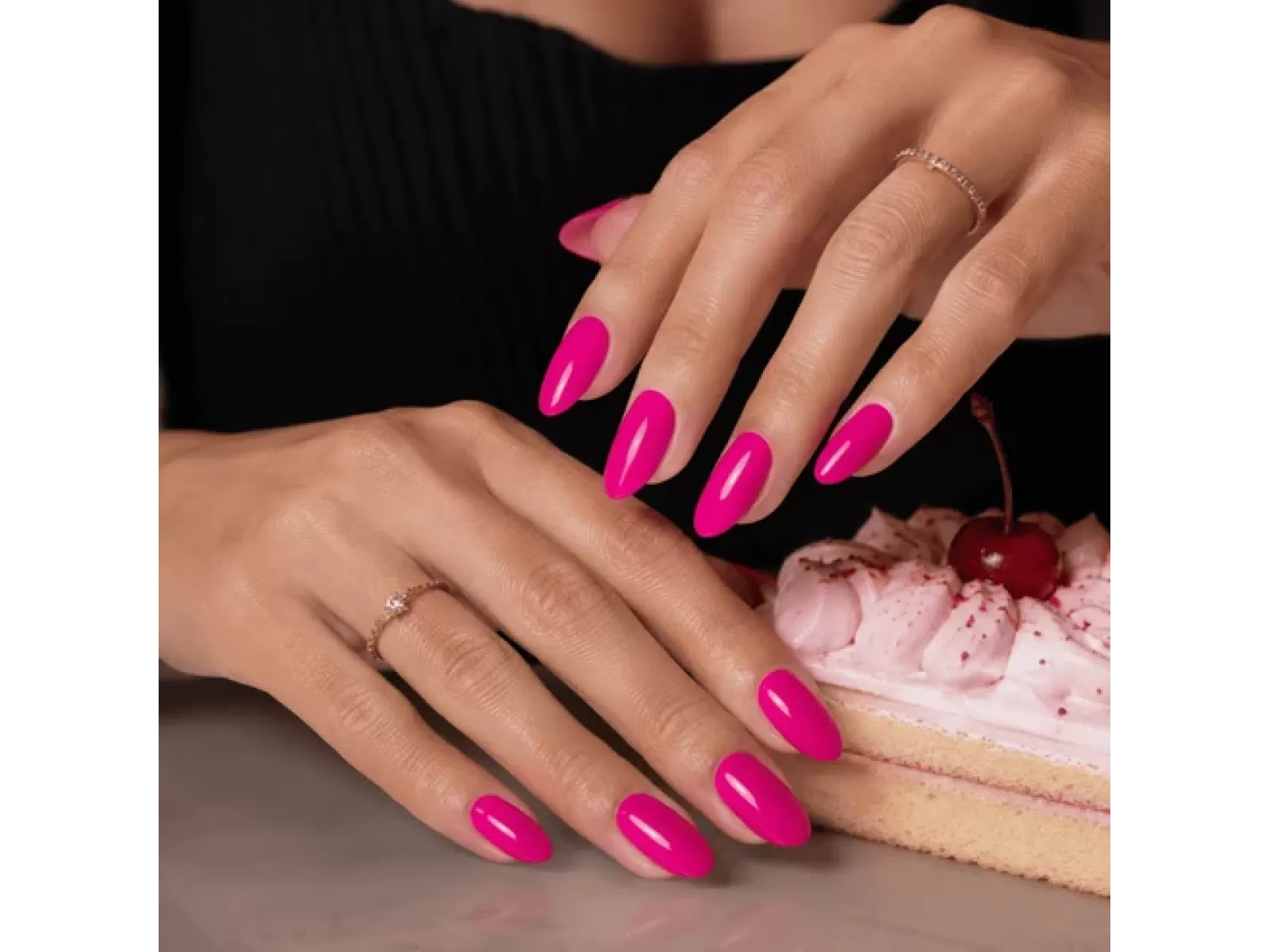 FEHU Gelinis lakas #212 Sweet Tooth, 12 ml | Gel Polish #212 Sweet Tooth, 12 ml