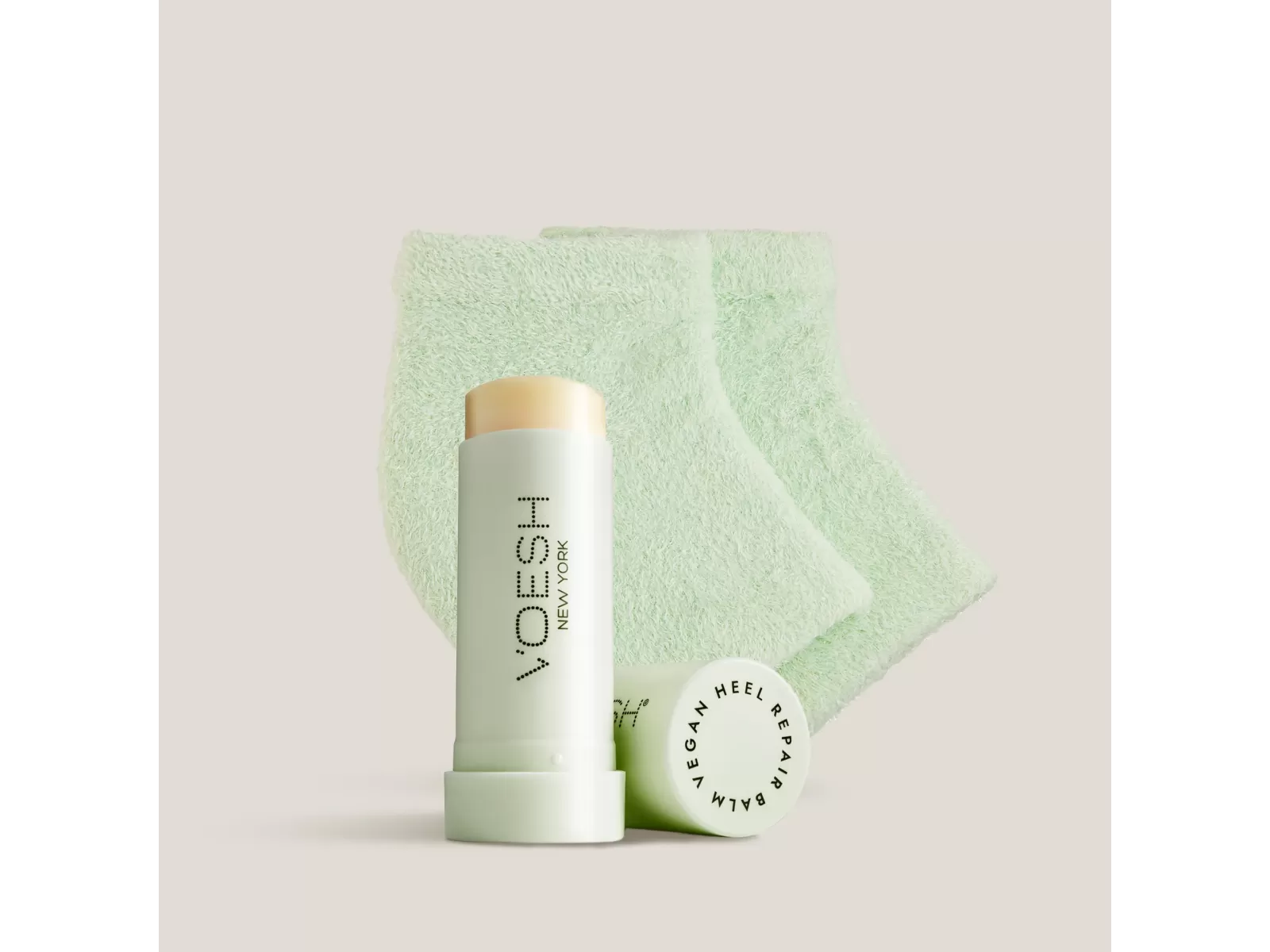 Voesh kulnų priežiūros tinkinys  (22 ml. balzamas + 2 vnt. kojinės) mėtų kvapo| VOESH Heel Repair Duo (Heel Repair Balm + Heel Socks) Mint