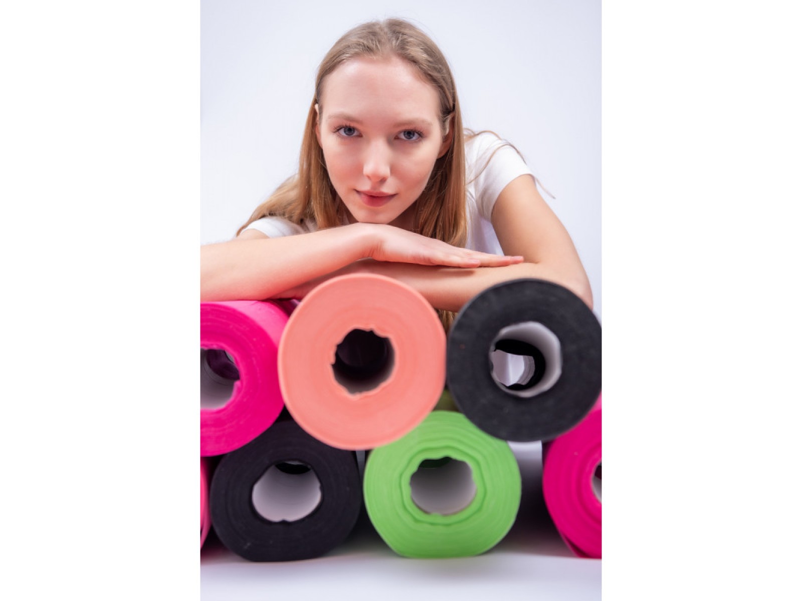 Vienkartinis paklotas (flizelinas) 60cm x 50m su perforacija, rožinis | Disposable sheet (non-woven) 60cm x 50m, with perforation, pink